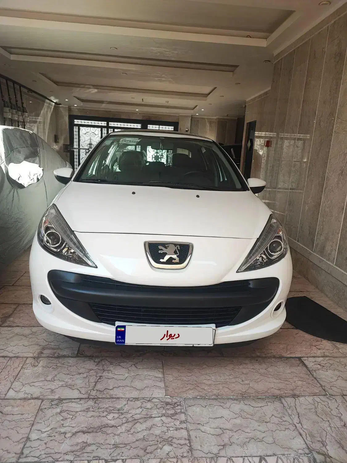 207 پانا مدل 1402|خودرو سواری و وانت|هشتگرد, شهرک بعثت|دیوار