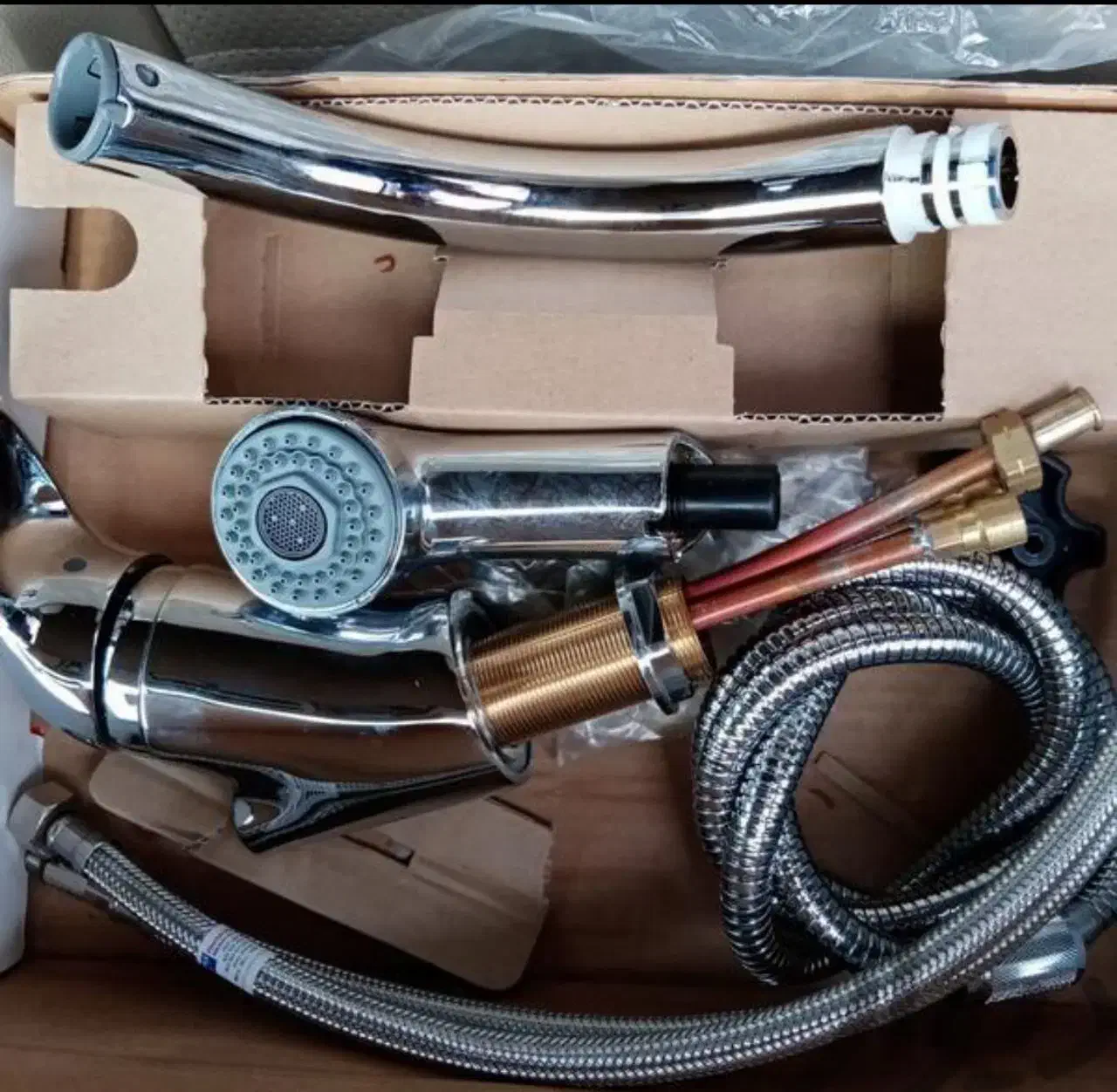 شیر ظرفشوی شیلنگدار قهرمان|لوازم سرویس بهداشتی|ملایر, |دیوار