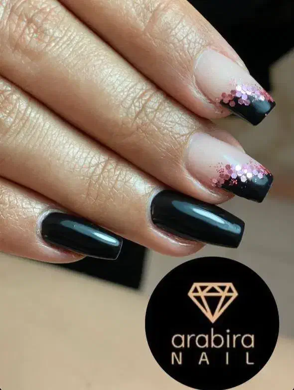 کاشت ناخن|خدمات آرایشگری و زیبایی|نهاوند, |دیوار