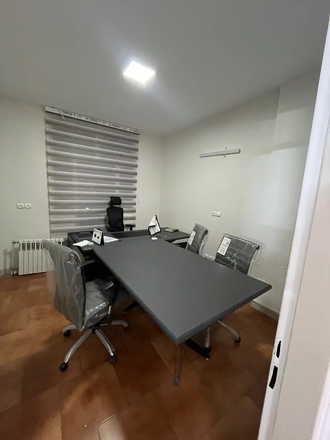 کارمند خانم با حقوق و پورسانت بالا|استخدام مالی، حسابداری، حقوقی|تهران, دکتر هوشیار|دیوار