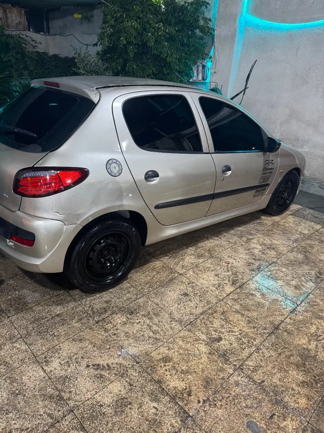 پژو ۲۰۶ اسپرت|خودرو سواری و وانت|بندرعباس, |دیوار