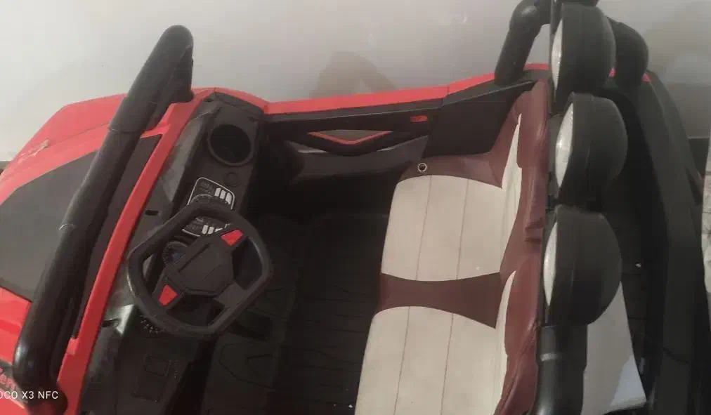 اسباب بازی|اسباب‌‌بازی|شیراز, کوشک میدان|دیوار