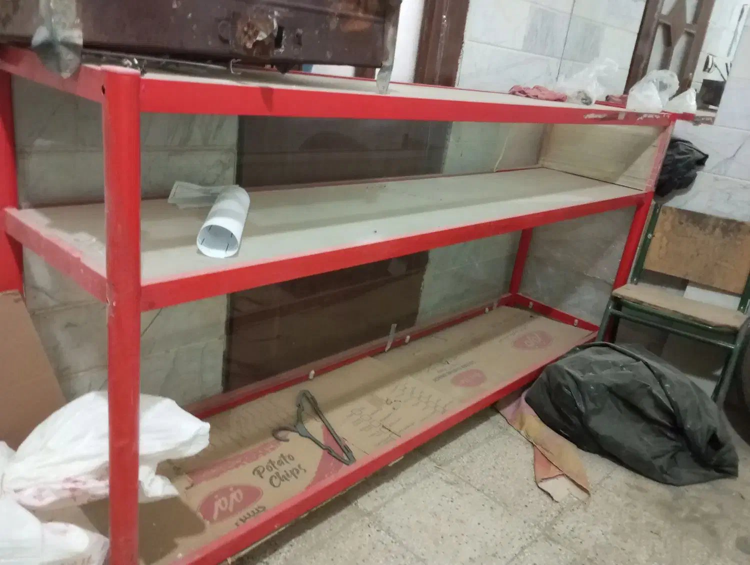 جا لباسی و میز ویترین مناسب لباس فروشی|فروشگاه و مغازه|تربت‌حیدریه, ترمینال|دیوار