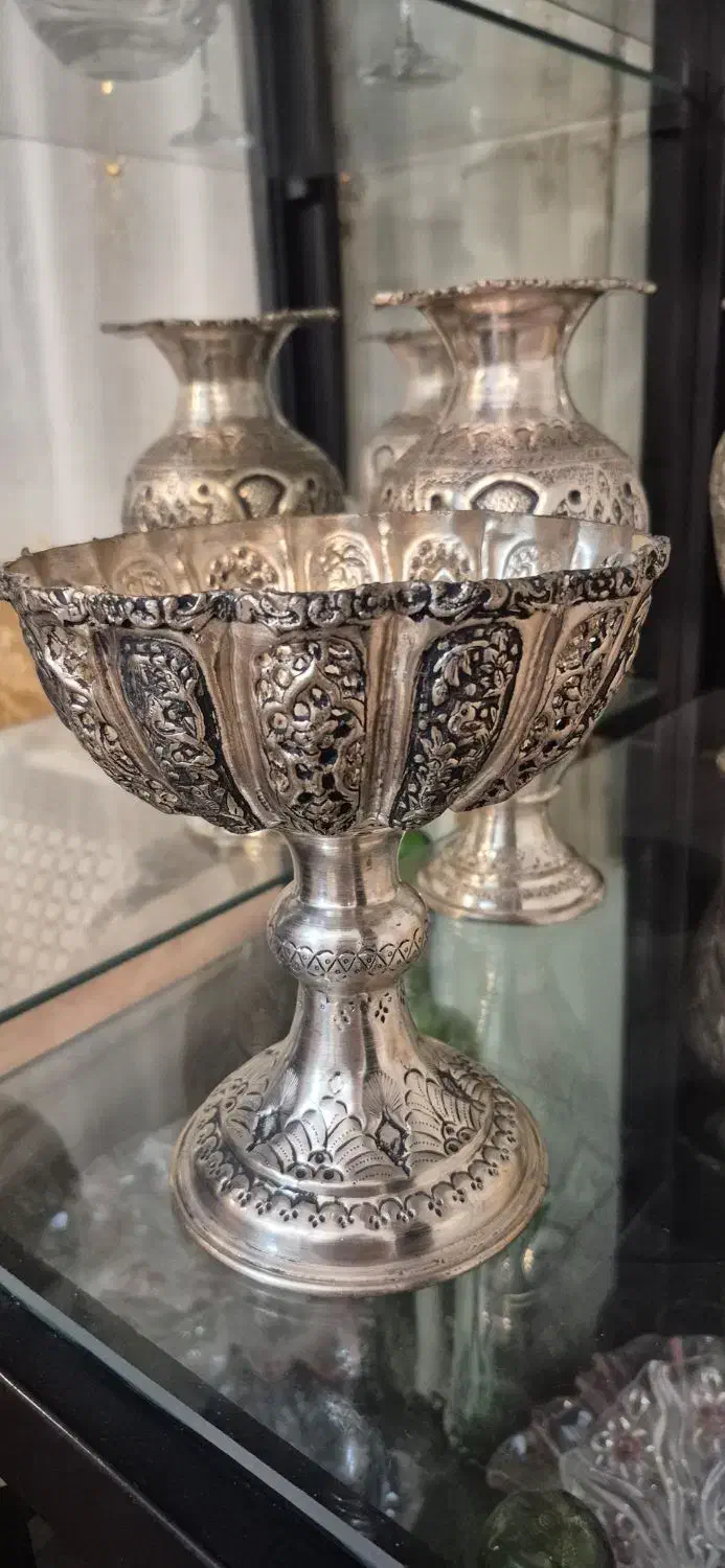 ظرف آنتیک قلمزنی نقره|کلکسیون اشیاء عتیقه|محمدشهر, ولدآباد|دیوار