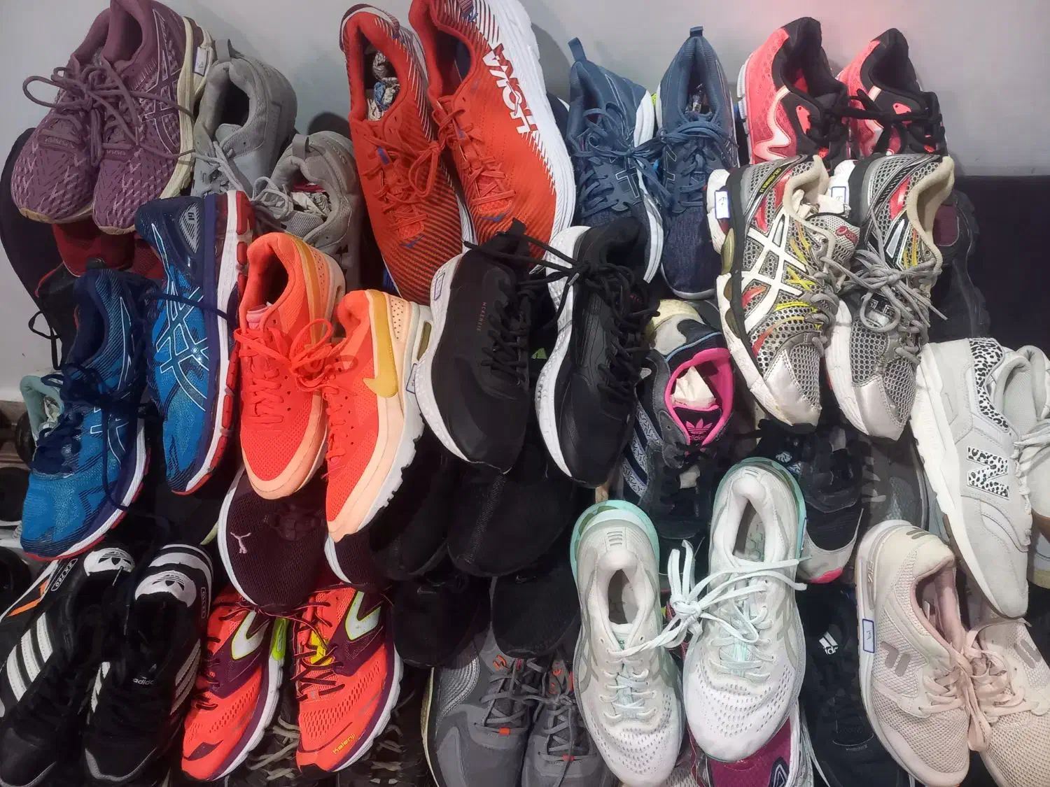 کتونی اورجینال|کیف، کفش، کمربند|لنگرود, |دیوار