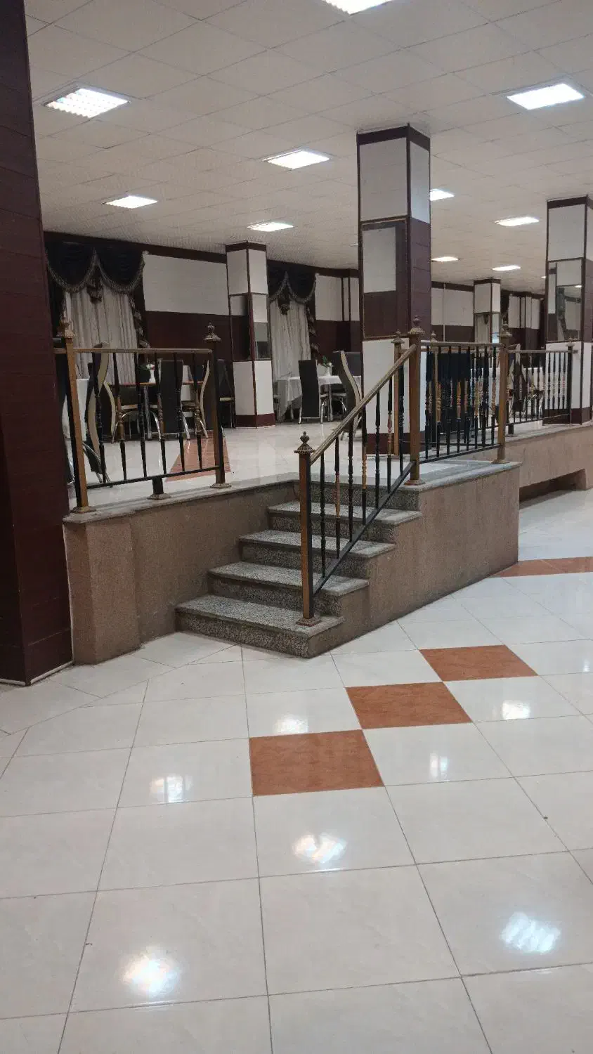 تـالار سیـب|خدمات پذیرایی، مراسم|آزادشهر, |دیوار