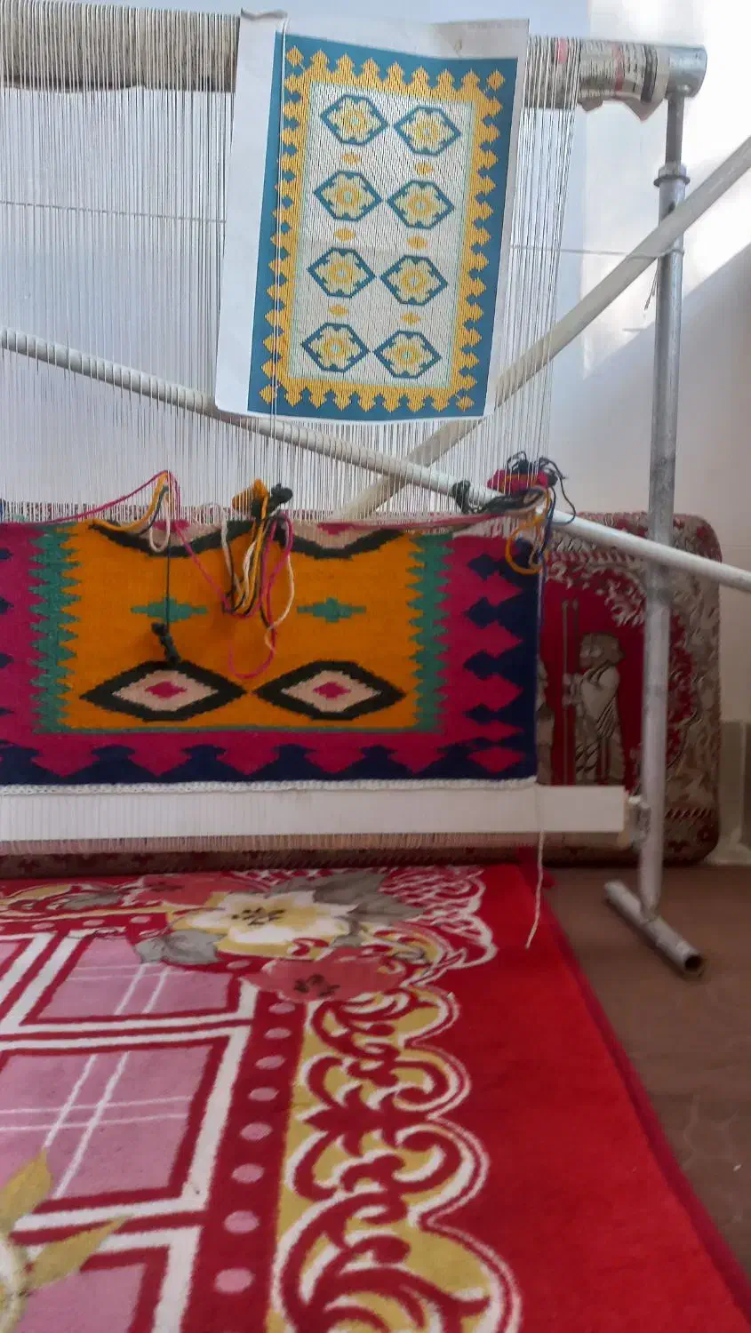 دار قالی نیمه بافته|تابلو فرش|فولادشهر, A3|دیوار