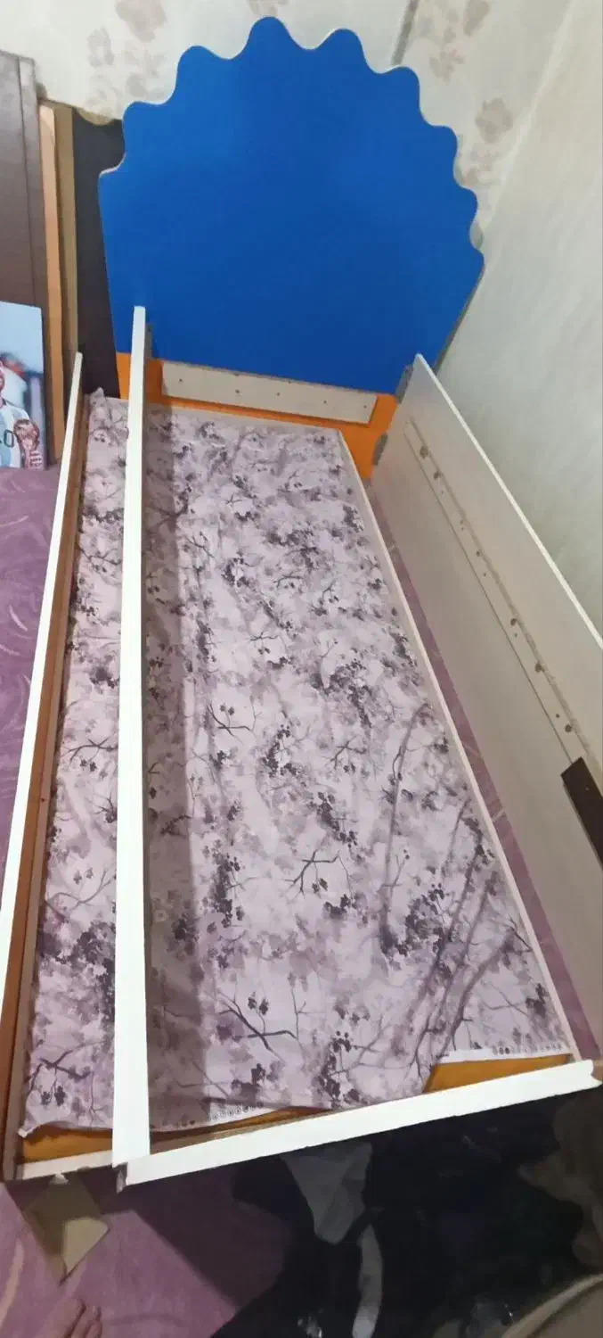 تختخواب یکنفره به همراه تخت میزبان|تخت و سرویس خواب|کرمانشاه, |دیوار