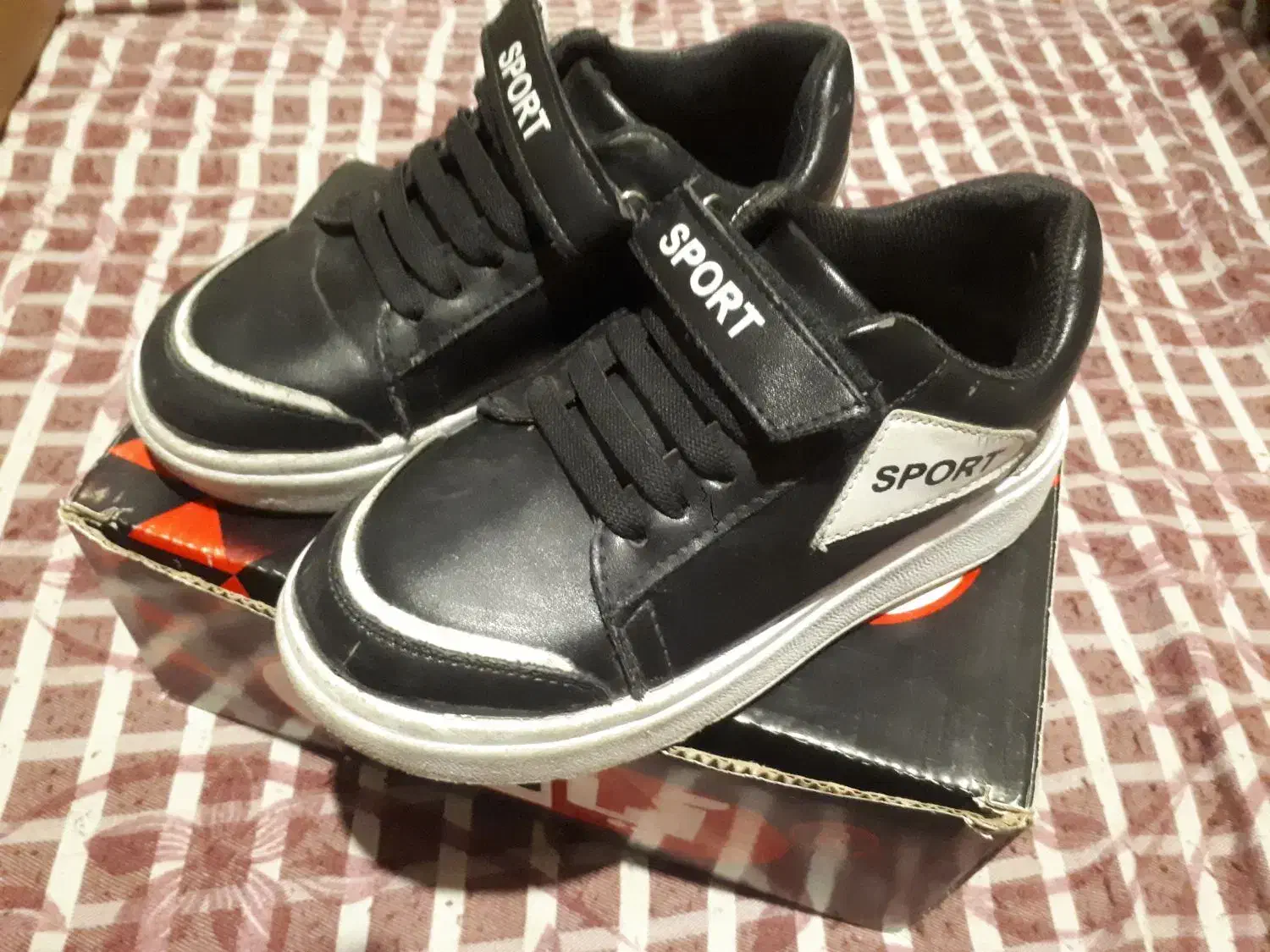 کفش بچگانه سایز ۳۱|کفش و لباس بچه|کرمانشاه, |دیوار