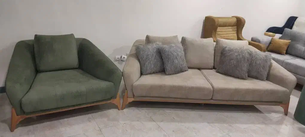 تخفیف ویژه مبل و سرویسخواب تنوع بالا اقساط ۸ ماه|مبلمان خانگی و میز عسلی|همدان, |دیوار