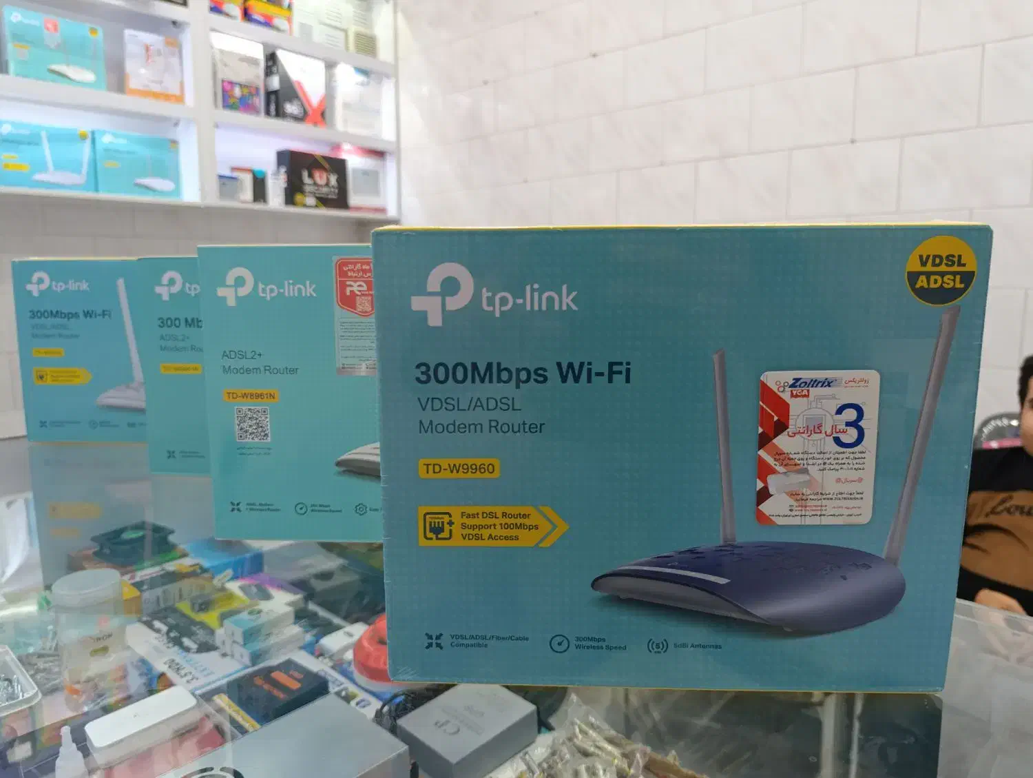 فروش انواع مودم با شرایط استثنایی|مودم و تجهیزات شبکه|کاشان, زیارتی|دیوار