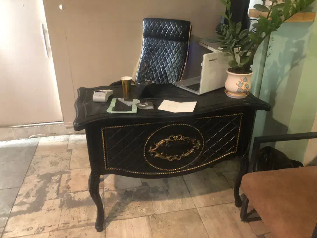 میز و صندلی مدیریتی|مبلمان اداری|مشهد, الهیه|دیوار