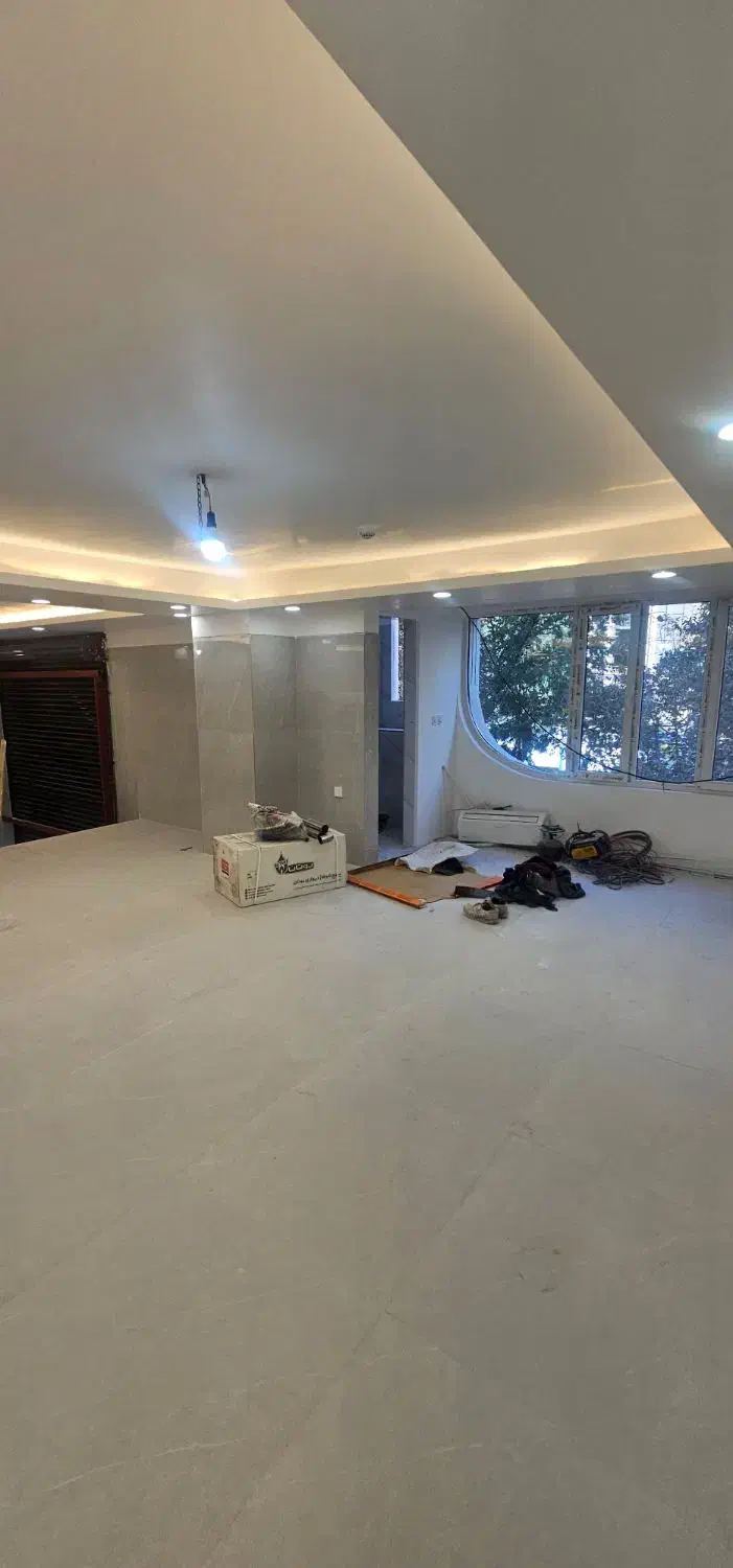 40متر تجاری 70متر بالکن بر جهانبینی|اجارهٔ مغازه و غرفه|قم, جهان بینی|دیوار