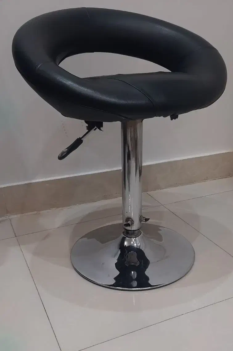 صندلی گردان پایه استیل اپنی .|صندلی و نیمکت|کاشان, دانش|دیوار