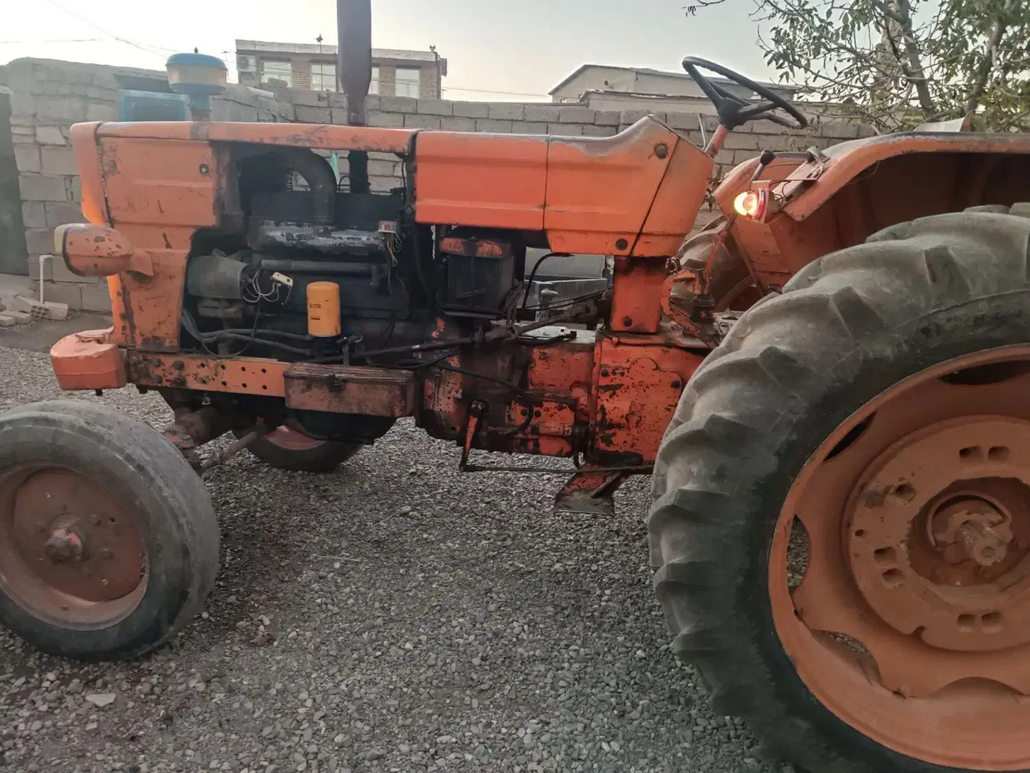 تراکتور رومانی|خودرو سنگین|دینور, |دیوار