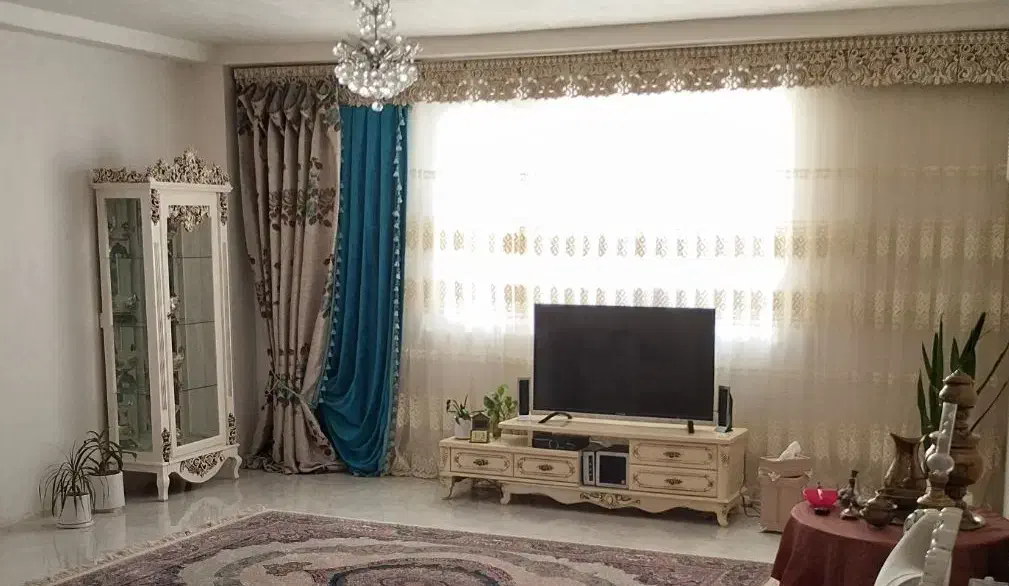 لوستر۴شعله|لوستر و چراغ آویز|محمدیه-قزوین, |دیوار