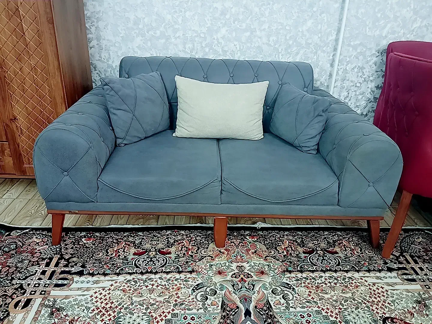 مبل راحتی هفت نفره|مبلمان خانگی و میز عسلی|اسلامشهر, شهرک امام حسین (میان آباد)|دیوار