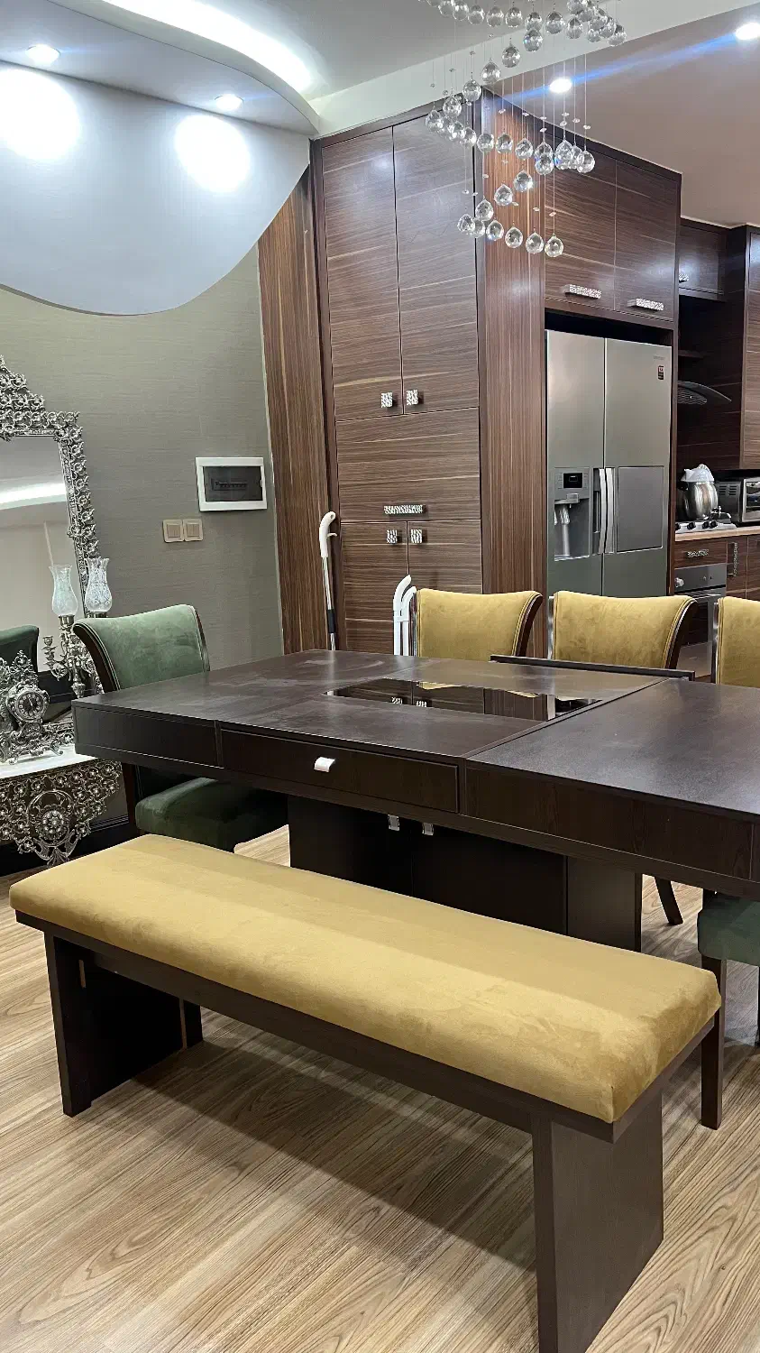 میز غذاخوری تمام ام دی اف پیانویی|میز و صندلی غذاخوری|لاهیجان, کوی آزادگان|دیوار