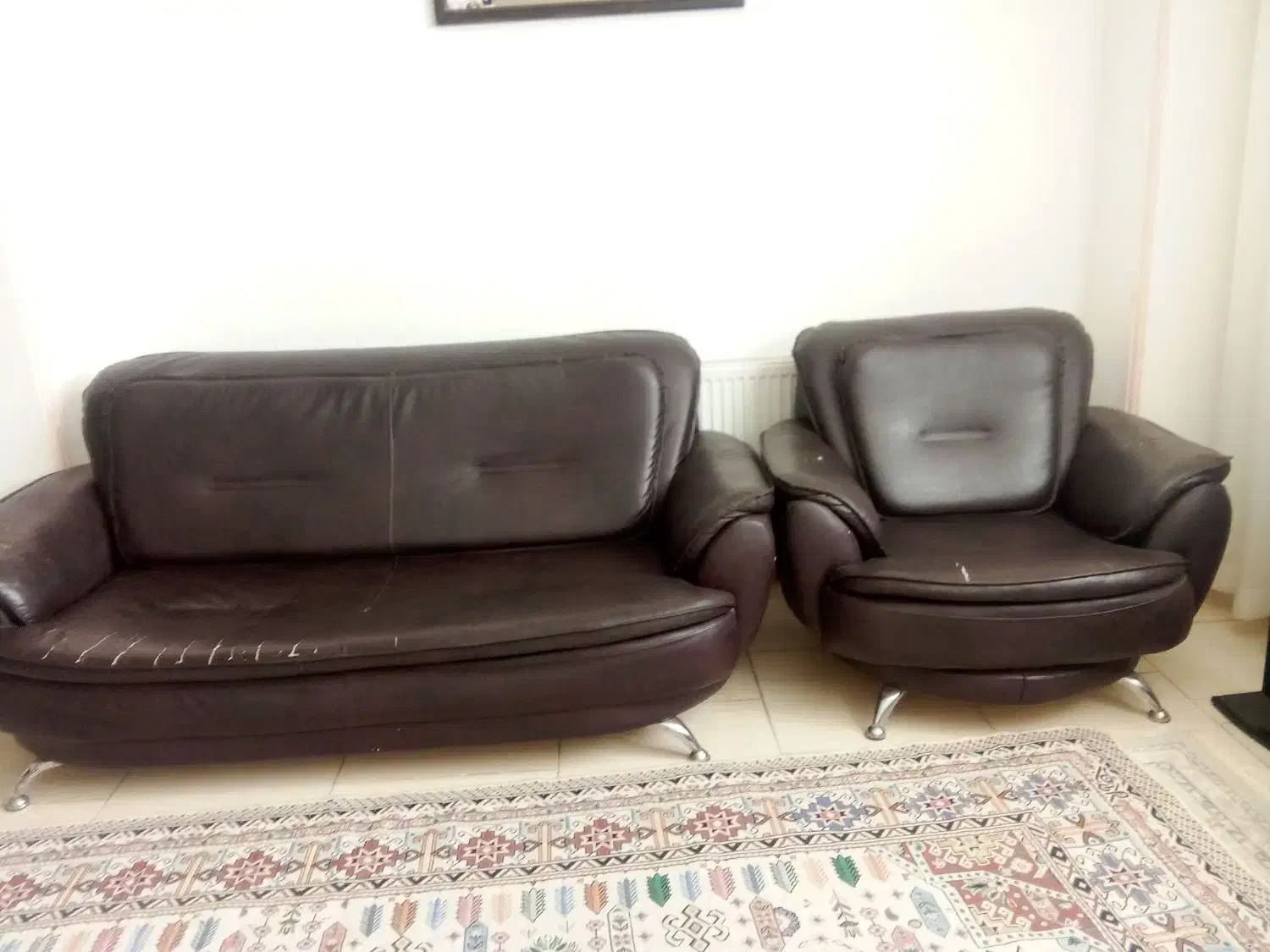 مبل|مبلمان خانگی و میز عسلی|بومهن, |دیوار