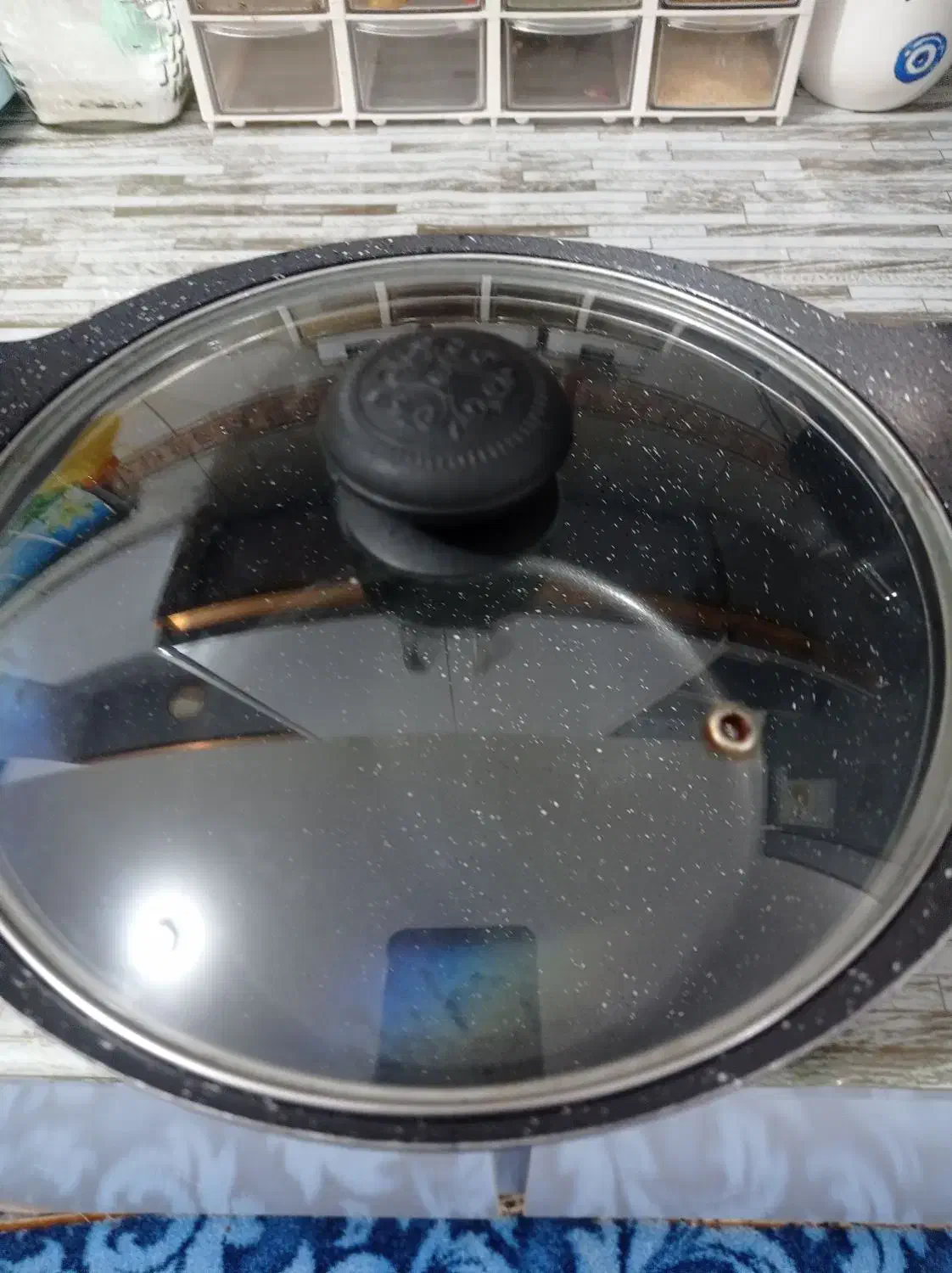 قابلمه|ظروف پخت‌وپز|دزفول, |دیوار