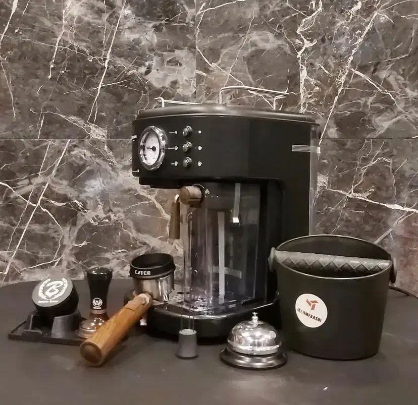 اسپرسوساز مباشی۲۵۰۰اقساط قهوه ساز لواک یونیک لایف|سماور، چایساز، قهوهساز|قم, صدوق|دیوار