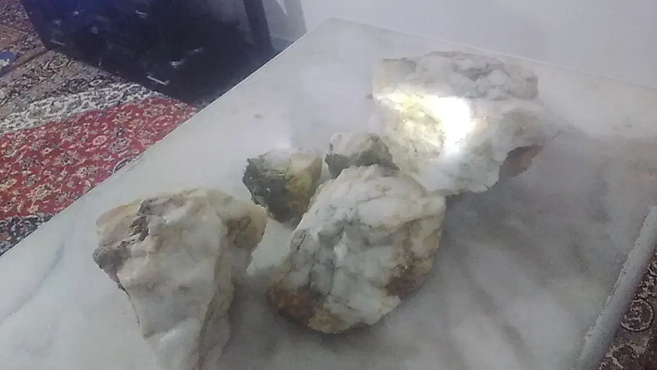 کلکسیون سنگهای قیمتی|کلکسیون اشیاء عتیقه|محمدشهر, محمدشهر|دیوار