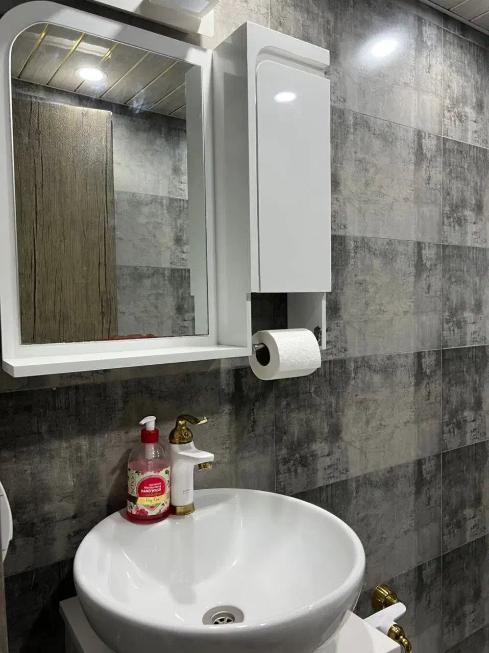 اجاره آپارتمان مبله اجاره روزانه کوتاه مدت|اجارهٔ کوتاهمدت آپارتمان و سوئیت|تهران, طرشت|دیوار