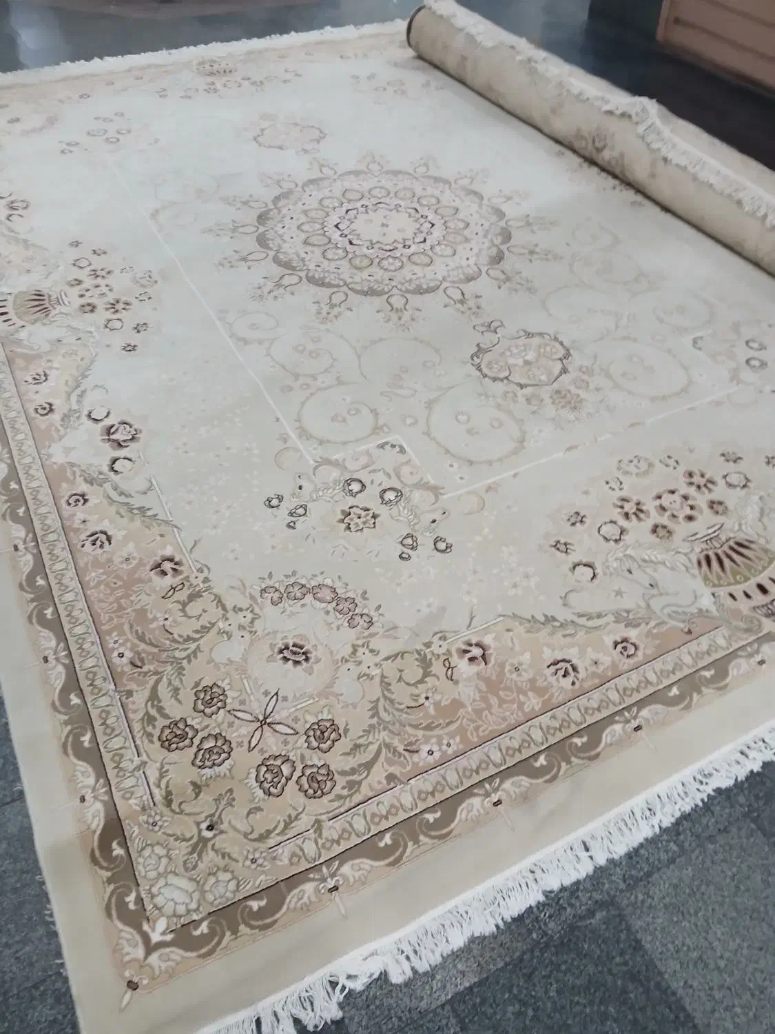 جفت ۱۲ متری خوب و جفت ۹ متری همه ست|فرش|تهران, ستارخان|دیوار