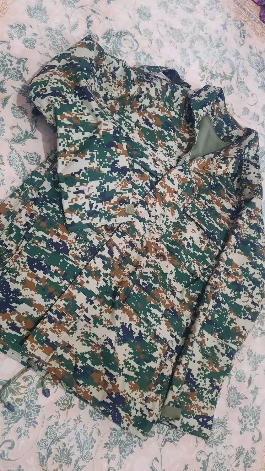 اورکت بسیج پیکسل|لباس|رشت, رودبارتان|دیوار