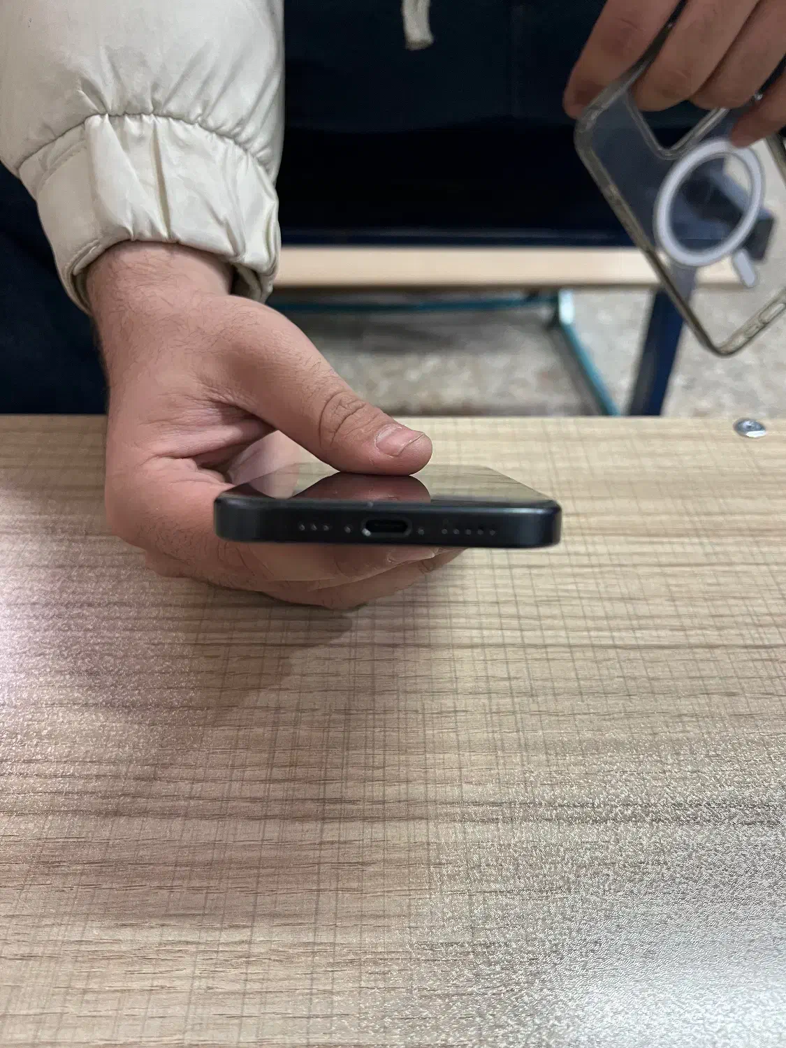 ایفون 15pro|موبایل|کرج, کلاک نو|دیوار