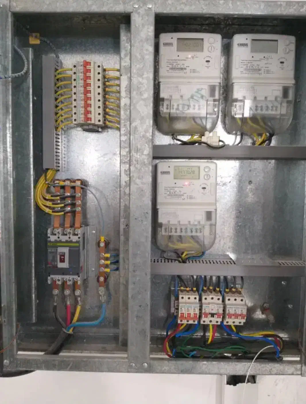 برقکار ساختمان|خدمات پیشه و مهارت|مشهد, آیت الله خامنه‌ای|دیوار