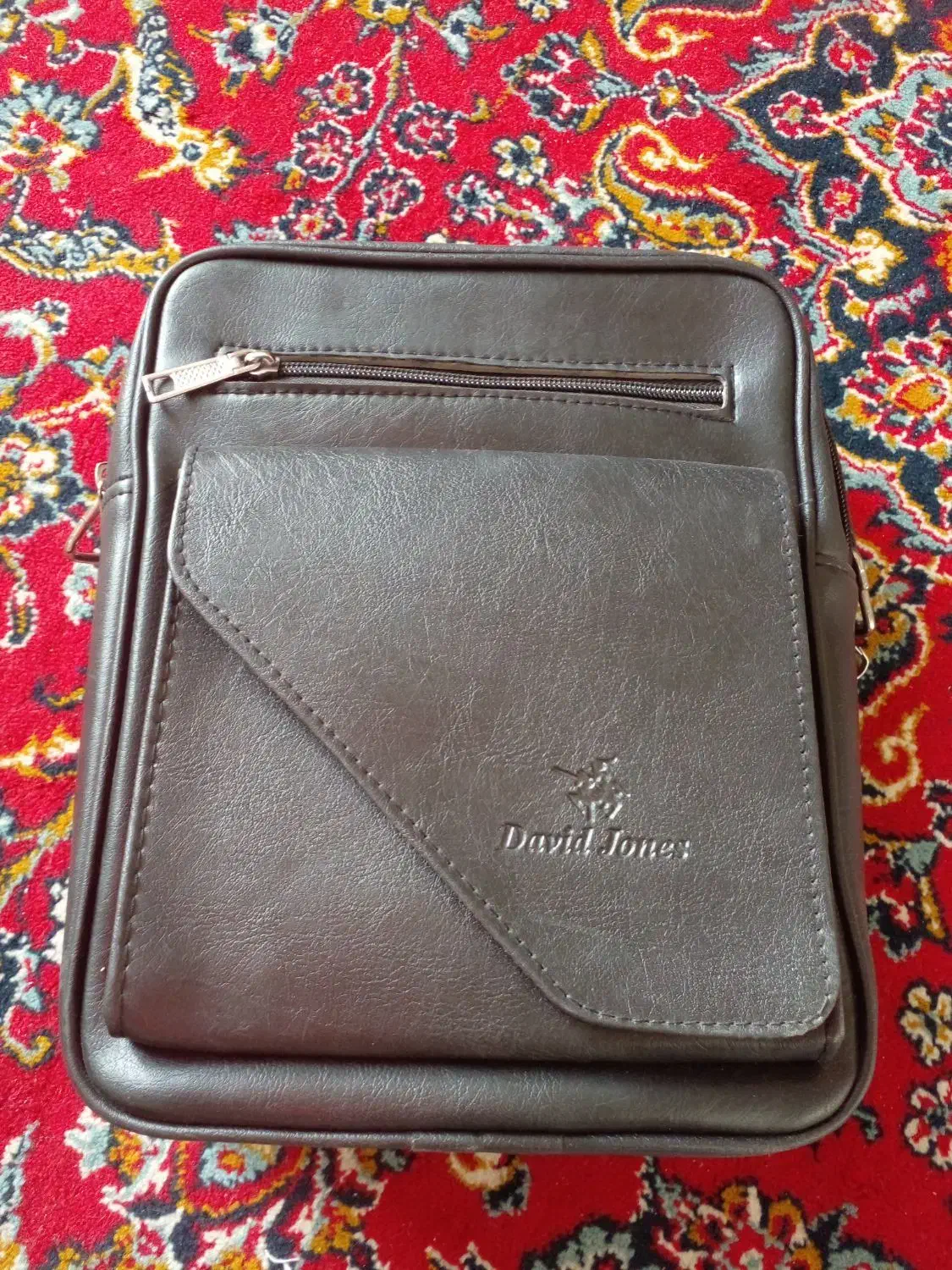 کیف دانشجویی کاملا سالم و نو|کیف، کفش، کمربند|تویسرکان, |دیوار