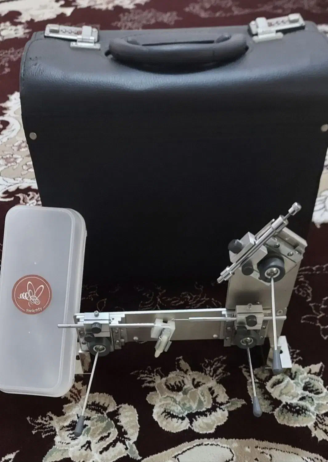 دستگاه تلقیح مصنوعی ملکه زنبورعسل ساخت دانمارک|لوازم جانبی حیوانات|نجفآباد, باهنر|دیوار