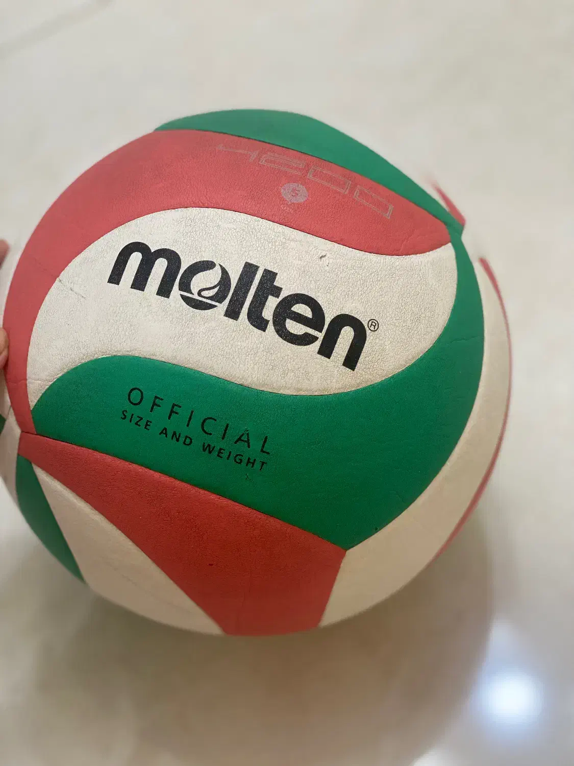 توپ والیبال مولتن مدل ۴۲۰۰ اورجینال|ورزشهای توپی|ساری, |دیوار