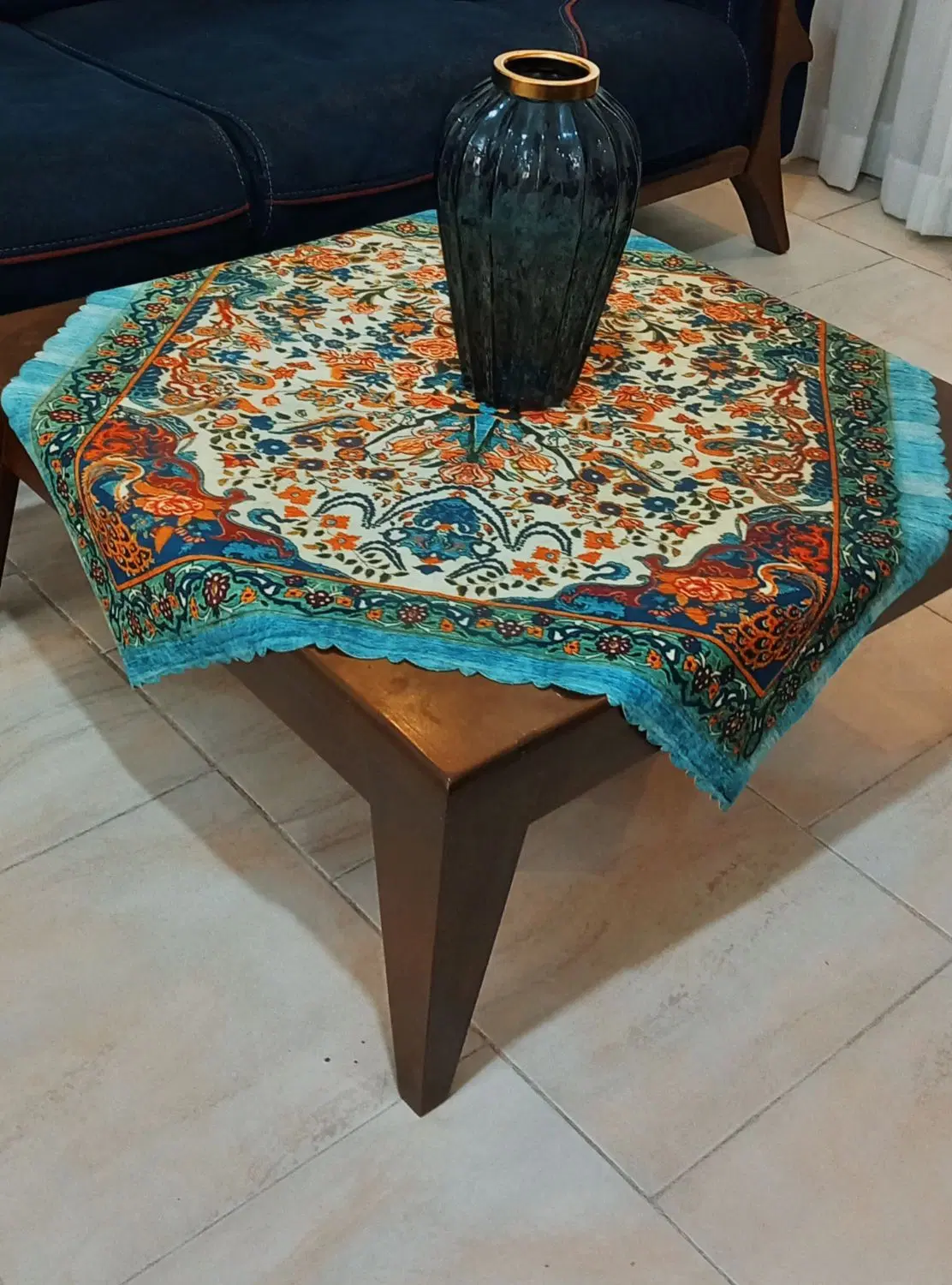 مبلمان ۸نفره،۳تا عسلی،جلو مبلی،رویه و کوسن سنتی|مبلمان خانگی و میز عسلی|تهران, تهرانسر شمالی|دیوار