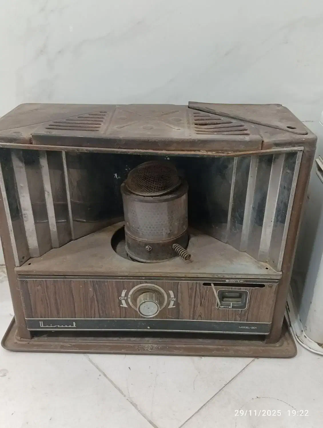 بخاری نفتی|بخاری، هیتر، شومینه|اقبالیه, |دیوار