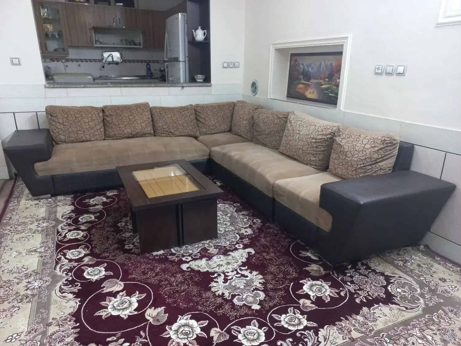 مبلL ال هشت نفره راحتی/میز و گل میزMDFویترین دار|مبلمان خانگی و میز عسلی|شیراز, باهنر|دیوار