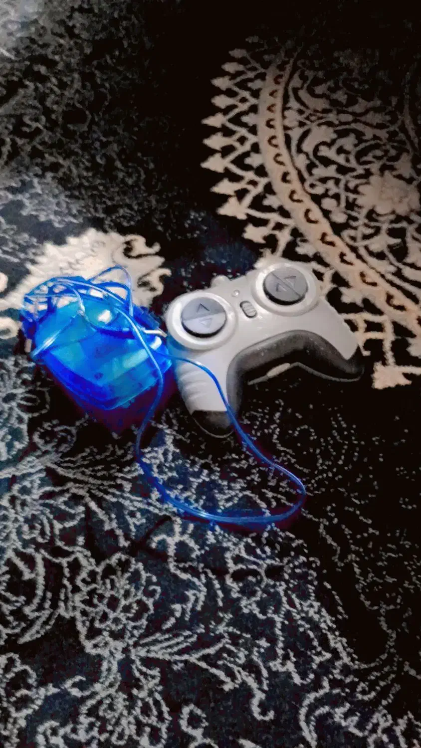 ماشین شارژی کودک|اسباببازی بچه|آبیک, |دیوار