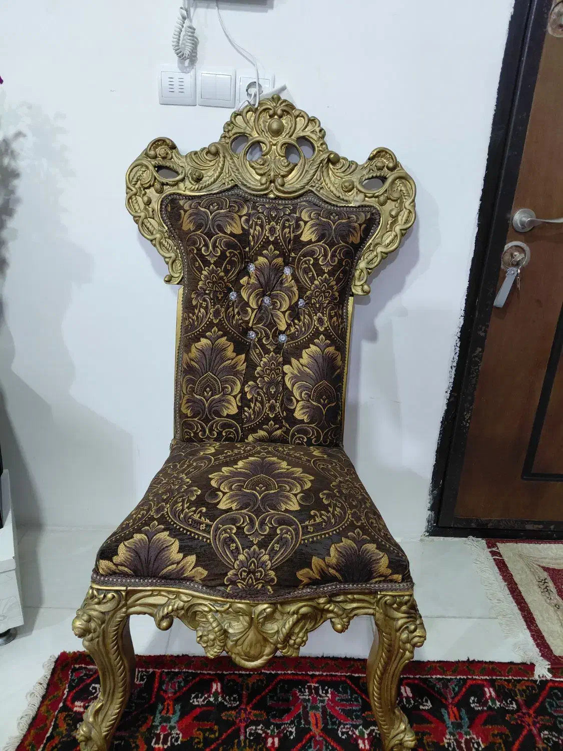 یک دست مبل سلطنتی ۸ نفره|مبلمان خانگی و میز عسلی|بندرعباس, |دیوار