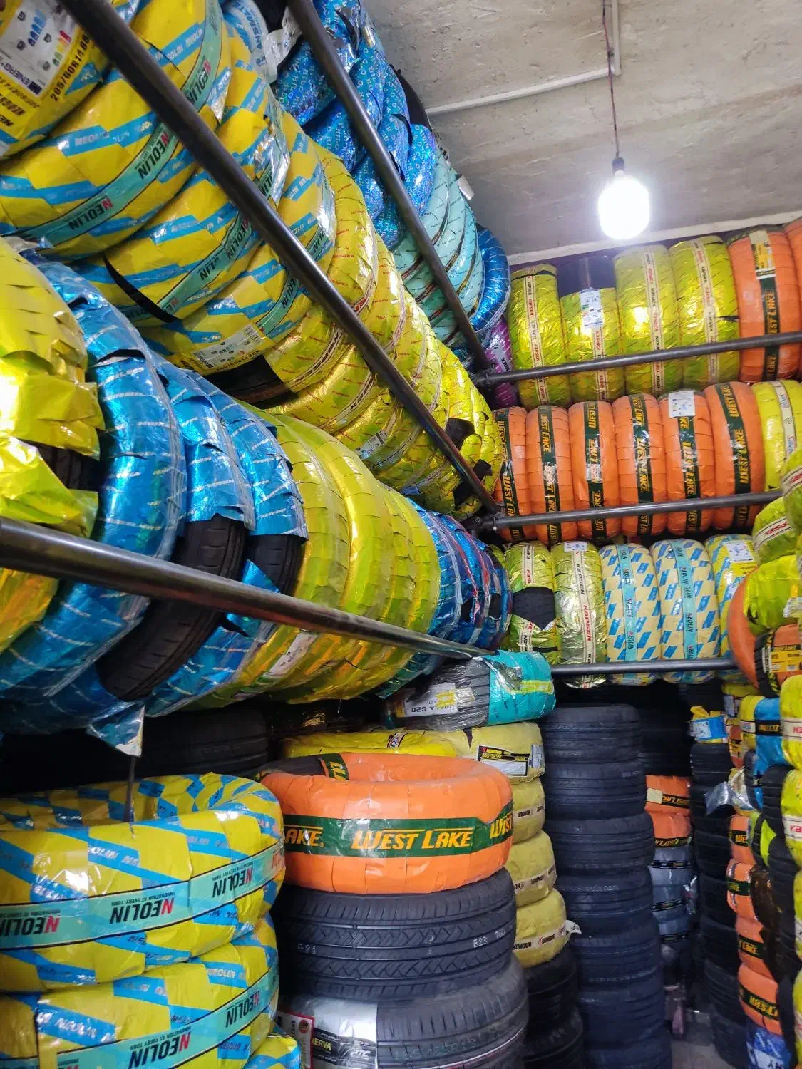 لاستیک 205 خارجی 5500و175پرایدی خارجی 3750زیر قیمت|قطعات یدکی و لوازم جانبی|شیراز, گلشن|دیوار
