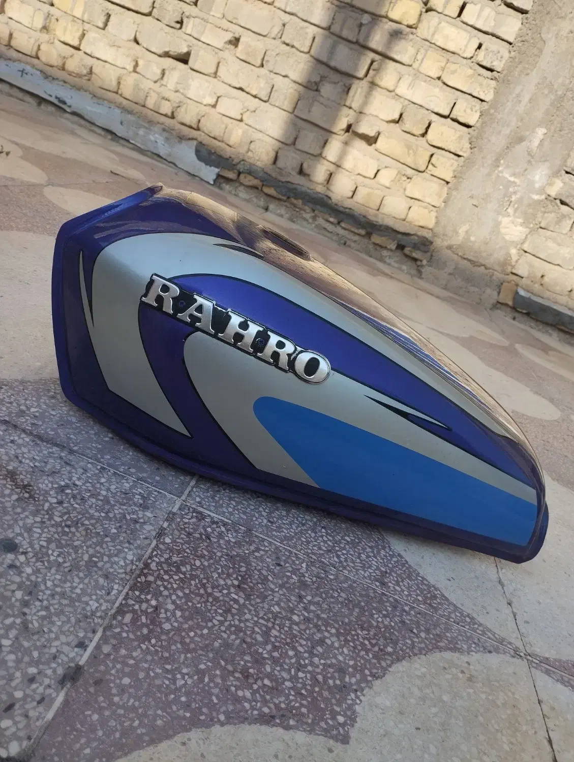 باک موتور|قطعات یدکی و لوازم جانبی|شیراز, محراب|دیوار