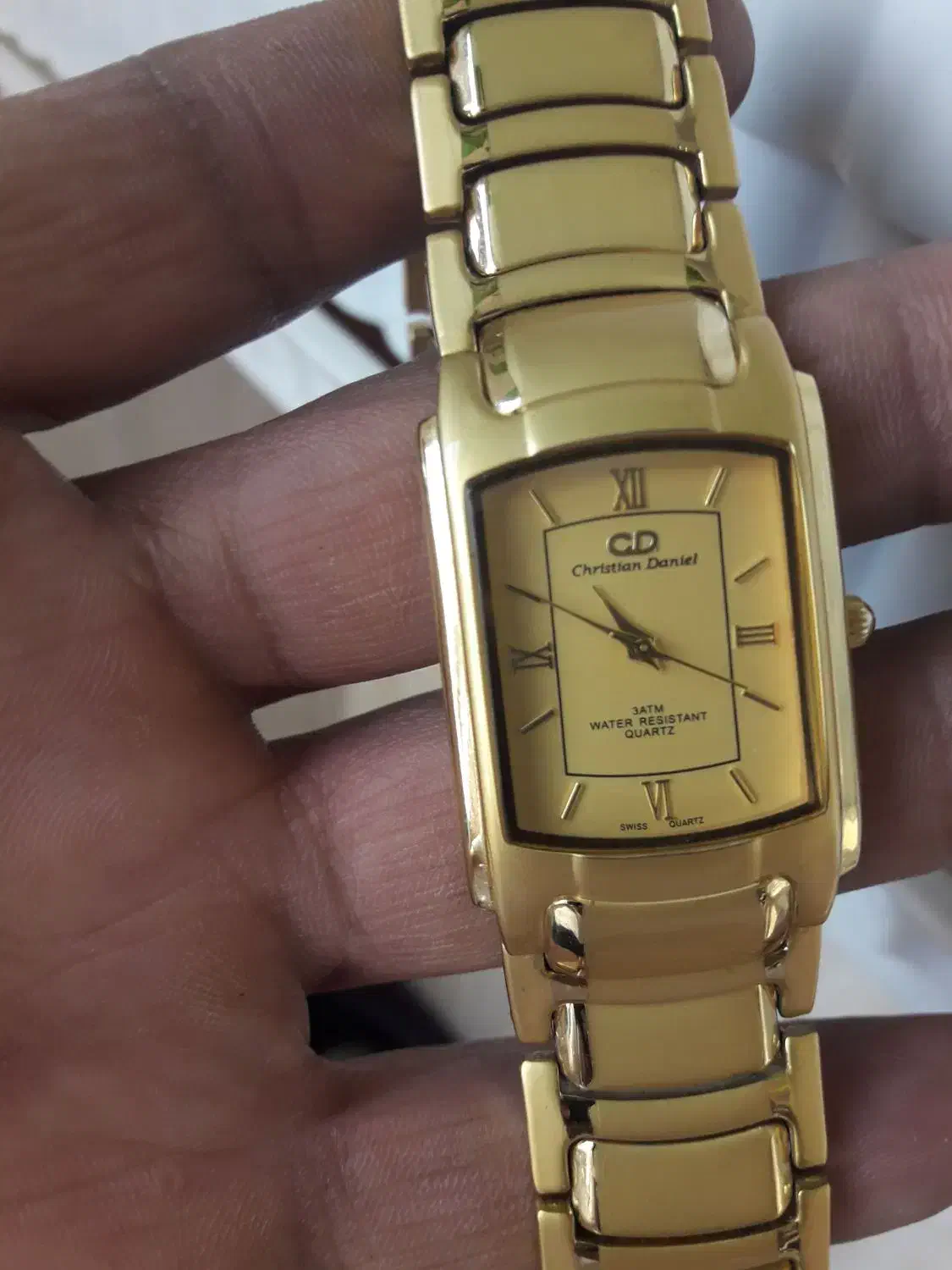 ساعت مچی طلائی رنگ صابت|ساعت|قم, زند آباد|دیوار