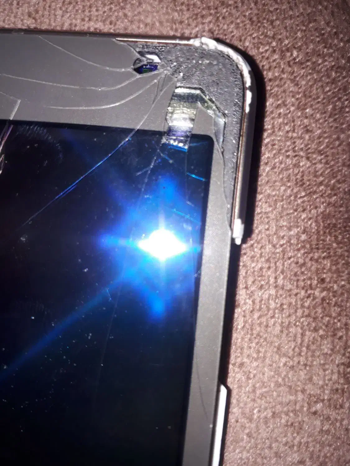 تبلت‌‌‌تب‌s|تبلت|مشهد, الهیه|دیوار