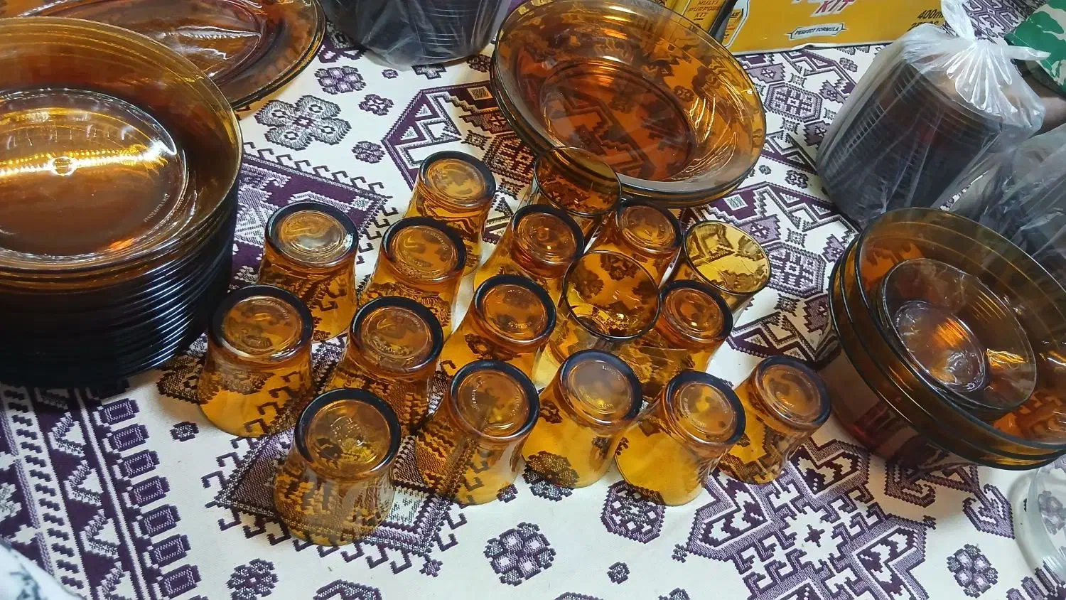 سرویس عسلی در حدنو|ظروف سرو و پذیرایی|سنندج, |دیوار