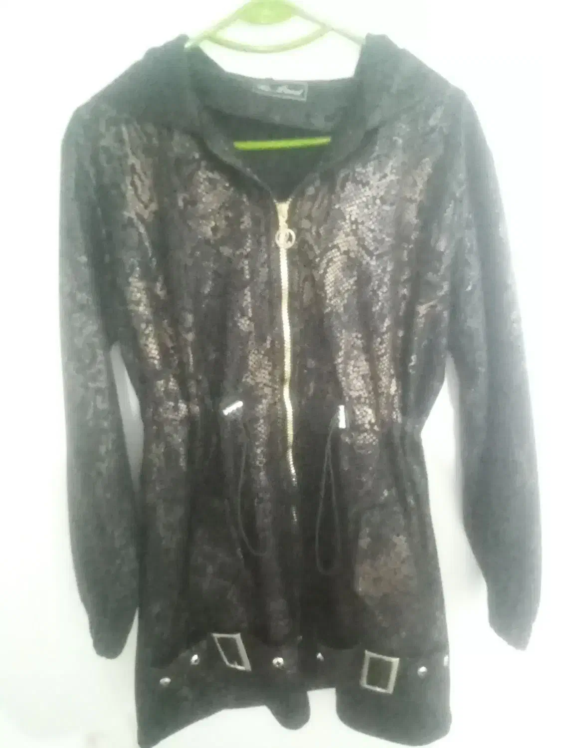 پالتو مانتو و کت و شلوار|لباس|تربتحیدریه, فرمانداری|دیوار