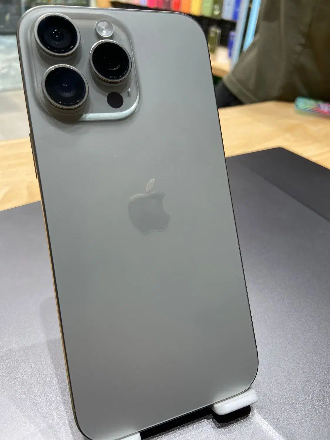 iPhone 16 ProMax باتری ۱۰۰ نو|موبایل|تهران, صادقیه|دیوار