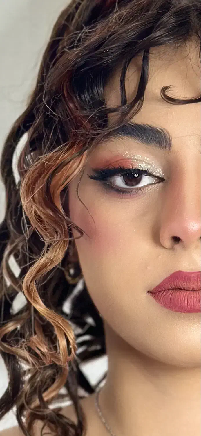 سالن زیبایی رزا|خدمات آرایشگری و زیبایی|ساری, |دیوار