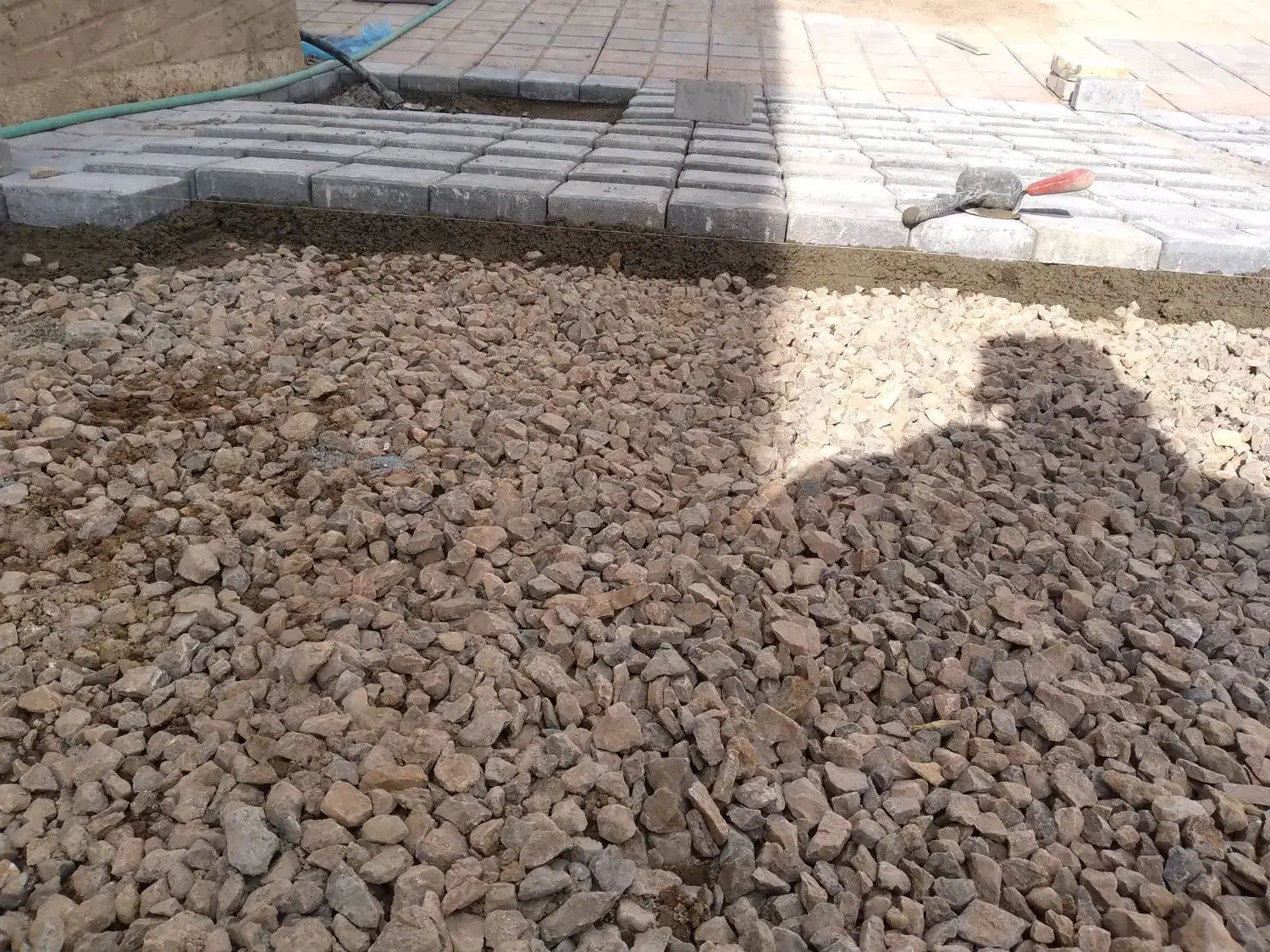 بنا سفت کاری هستم|خدمات پیشه و مهارت|یزد, |دیوار