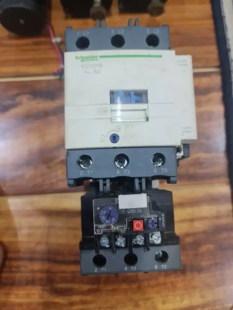 حراج تجهیزات برق صنعتی ( فروش فوری )|ماشینآلات صنعتی|تهران, ترمینال جنوب|دیوار