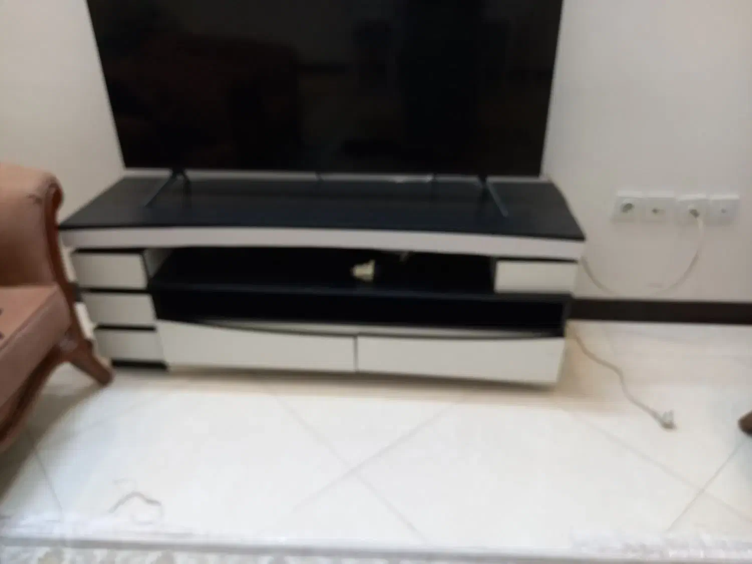 میز تلویزیون شرکتی در حد|میز تلویزیون|قم, شهرک قدس|دیوار